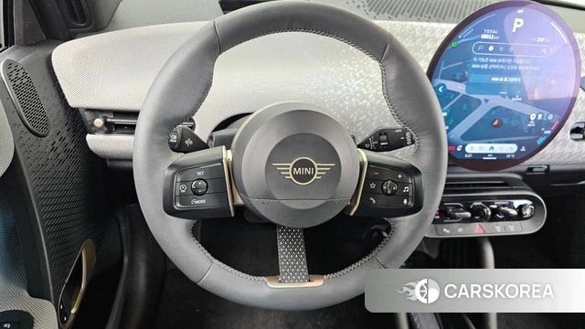 Mini Cooper Electric 4th Generation 2024 Зеленый из Кореи, фото 4