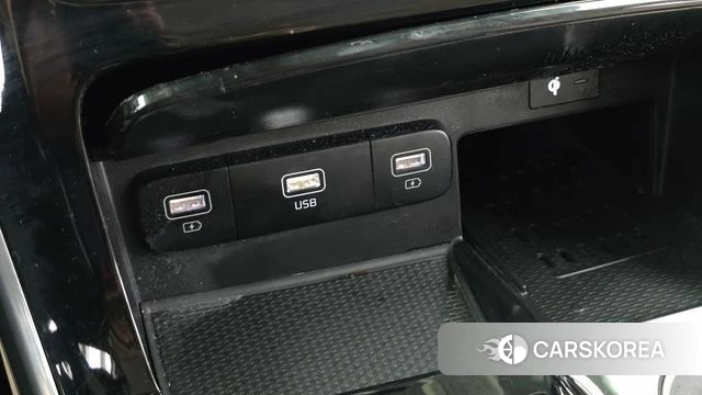 Kia Carnival 4th generation 2022 Белый из Кореи, фото 4
