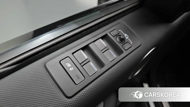Land Rover Discovery 5 2024 Черный из Кореи, фото 4