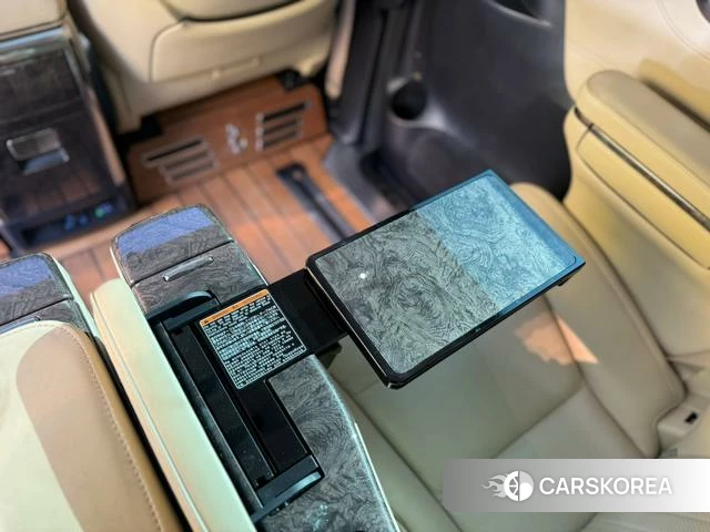 Toyota Vellfire 2021 Белый из Китая, фото 4