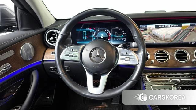 Mercedes-Benz E-Class W213 2019 Серебристо-серый из Кореи, фото 4
