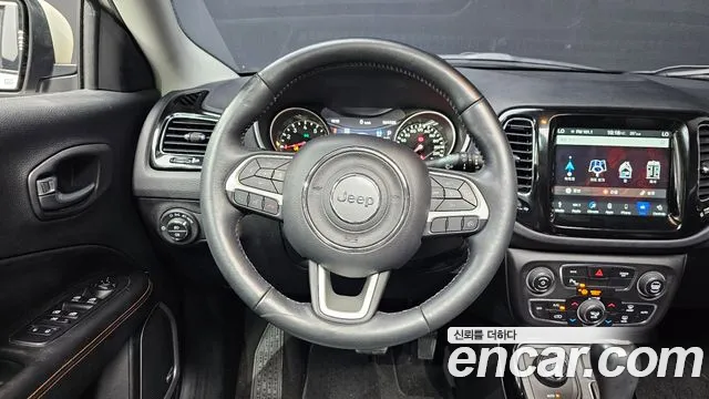 Jeep Compass 2nd Generation 2019 Белый из Кореи, фото 4