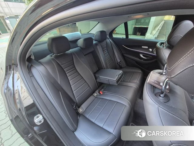 Mercedes-Benz E-Class W213 2020 Черный из Кореи, фото 4