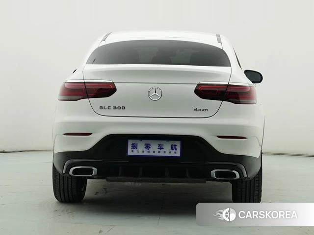 Mercedes-Benz GLC 2021 Белый из Китая, фото 4