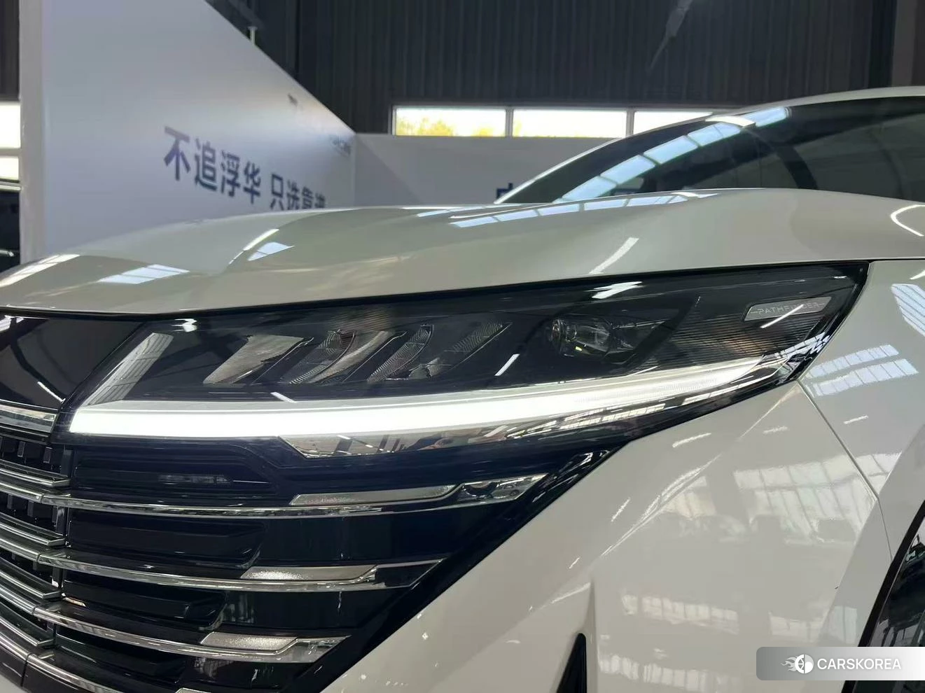 Nissan Pathfinder 2024 Белый из Китая, фото 4