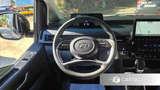 Hyundai Staria 2023 Серый из Кореи, фото 4