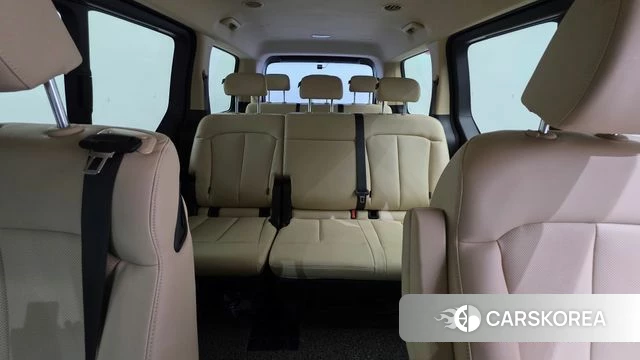 Hyundai Staria 2021 Серебристо-серый из Кореи, фото 4