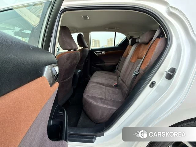 Lexus CT 2021 Белый из Китая, фото 4