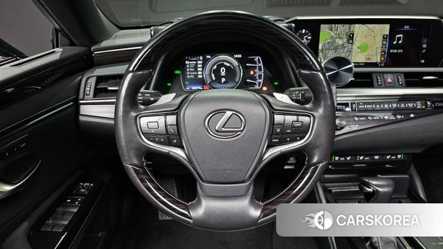 Lexus ES300h 7th generation 2018 Песочный из Кореи, фото 4
