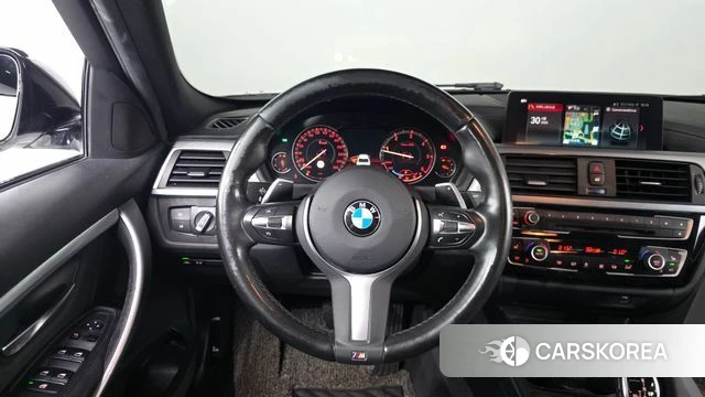BMW 3 Series (F30) 2018 Белый из Кореи, фото 4