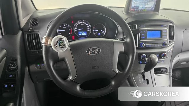 Hyundai The New Grand Starex 2018 Серебристо-серый из Кореи, фото 4