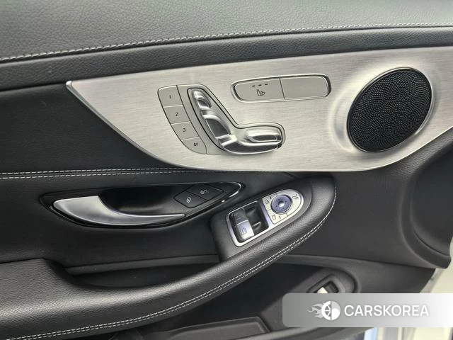 Mercedes-Benz C-class 2021 Белый из Китая, фото 4