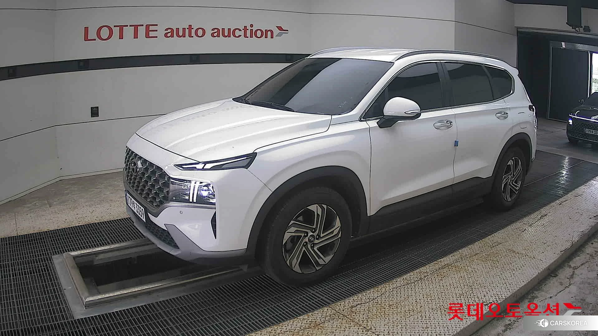 Hyundai Santa Fe 2022 Белый из Кореи, фото 4