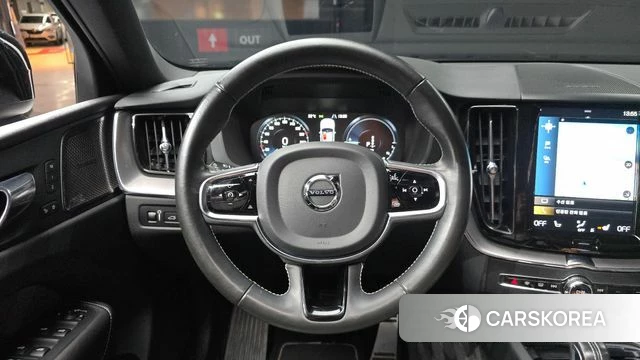 Volvo XC60 second Generation 2020 Белый из Кореи, фото 4