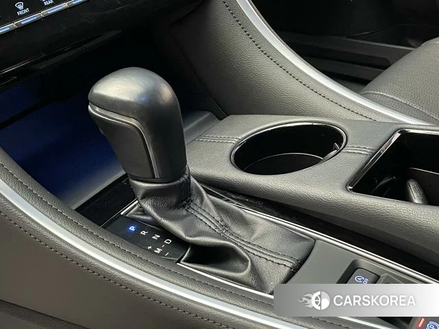 Toyota Avalon 2022 Серебристо-серый из Китая, фото 4