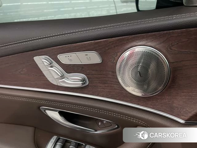 Mercedes-Benz E-Class 2023 Черный из Китая, фото 4