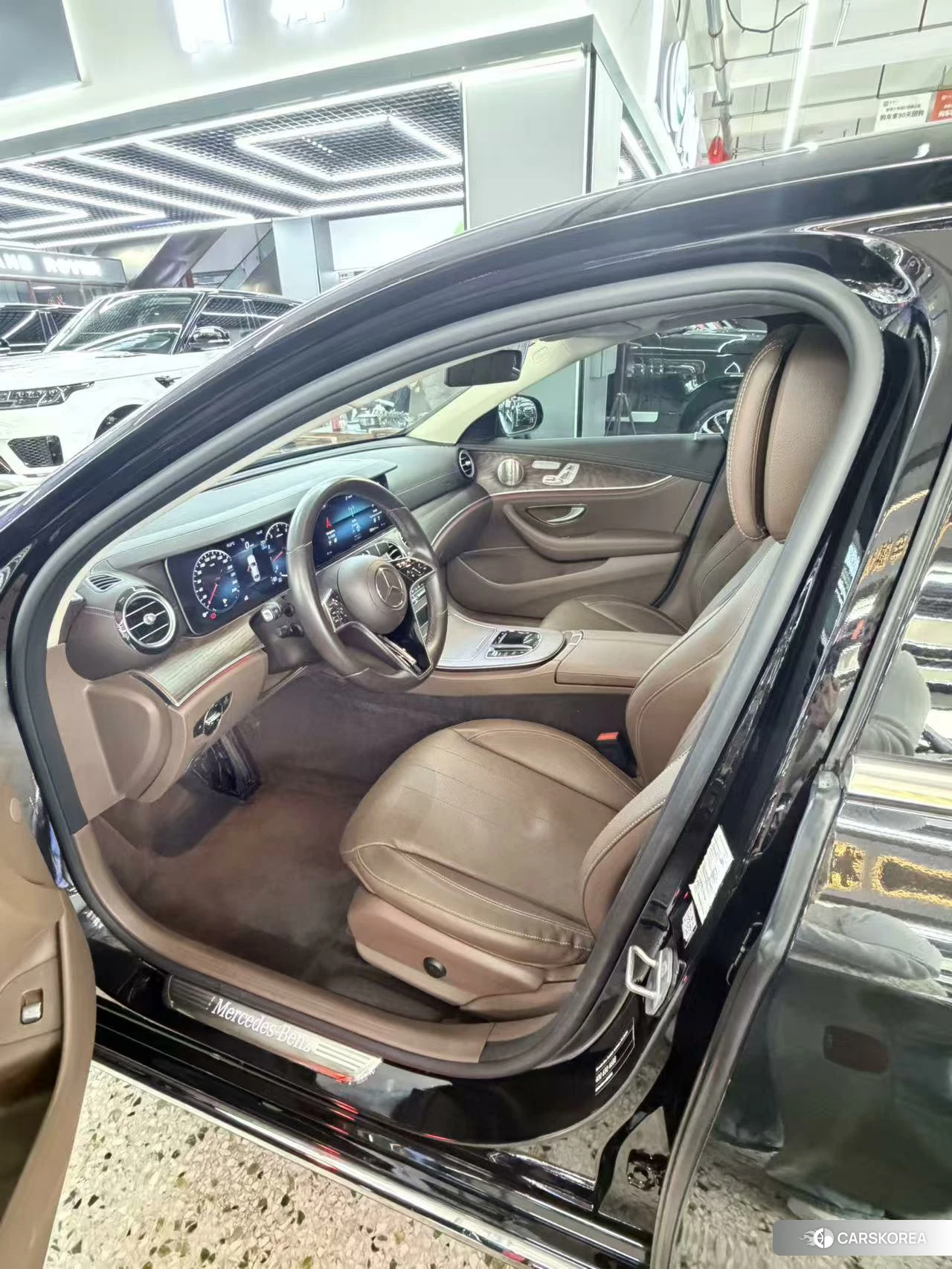 Mercedes-Benz E-Class 2022 Черный из Китая, фото 4