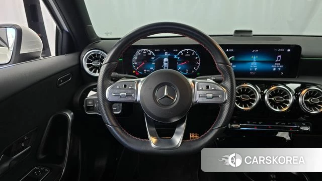 Mercedes-Benz A-Class W177 2022 Белый из Кореи, фото 4