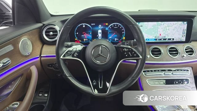 Mercedes-Benz E-Class W213 2023 Черный из Кореи, фото 4
