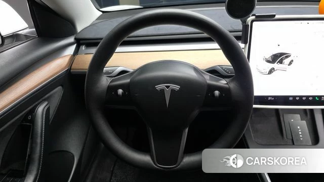 Tesla Model 3 2021 Белый из Кореи, фото 4