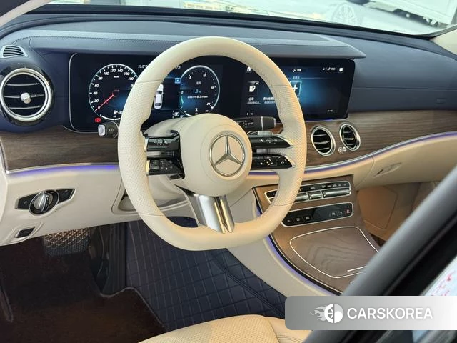 Mercedes-Benz E-Class 2023 Черный из Китая, фото 4