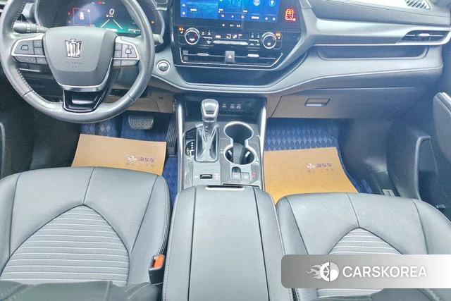Toyota Crown 2023 Черный из Китая, фото 4