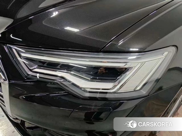 Audi A6L 2021 Черный из Китая, фото 4