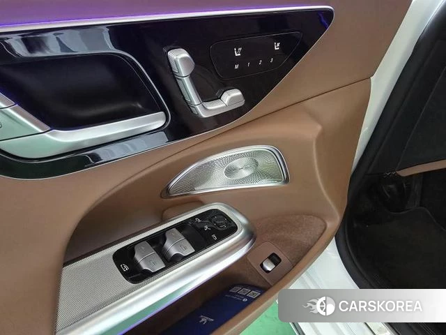 Mercedes-Benz E-Class W214 2025 Белый из Кореи, фото 4
