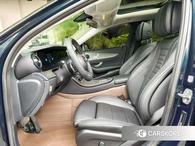 Mercedes-Benz E-Class 2022 Зеленый из Китая, фото 4