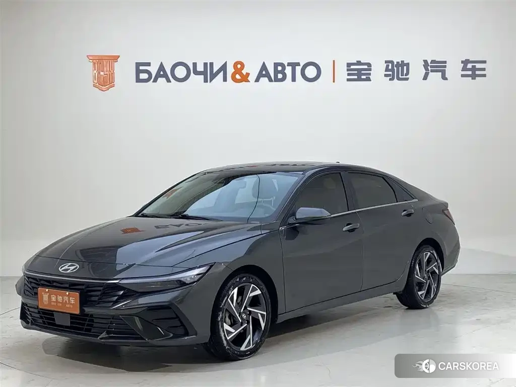 Hyundai Elantra 2023 Silver/gray из Китая, фото 4