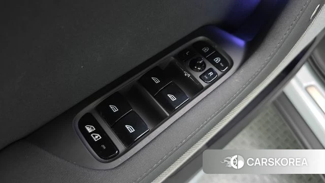 Polestar Polestar 2 2022 Светло-серебряный цвет из Кореи, фото 4