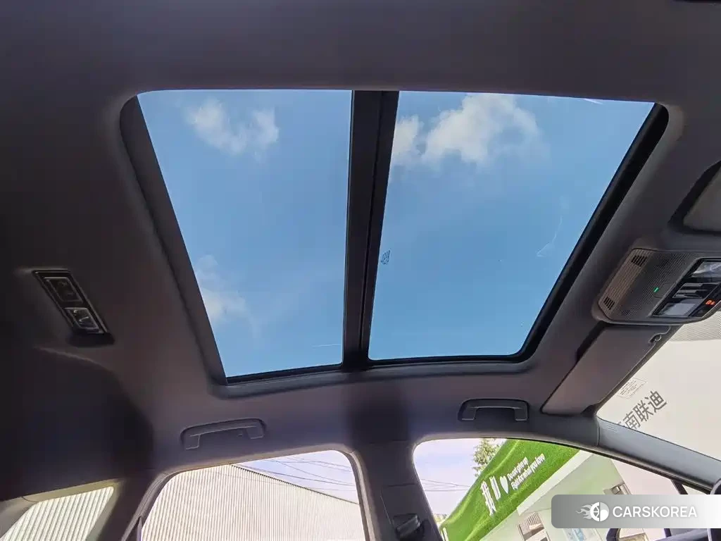 Audi Q4 2024 Белый из Китая, фото 4
