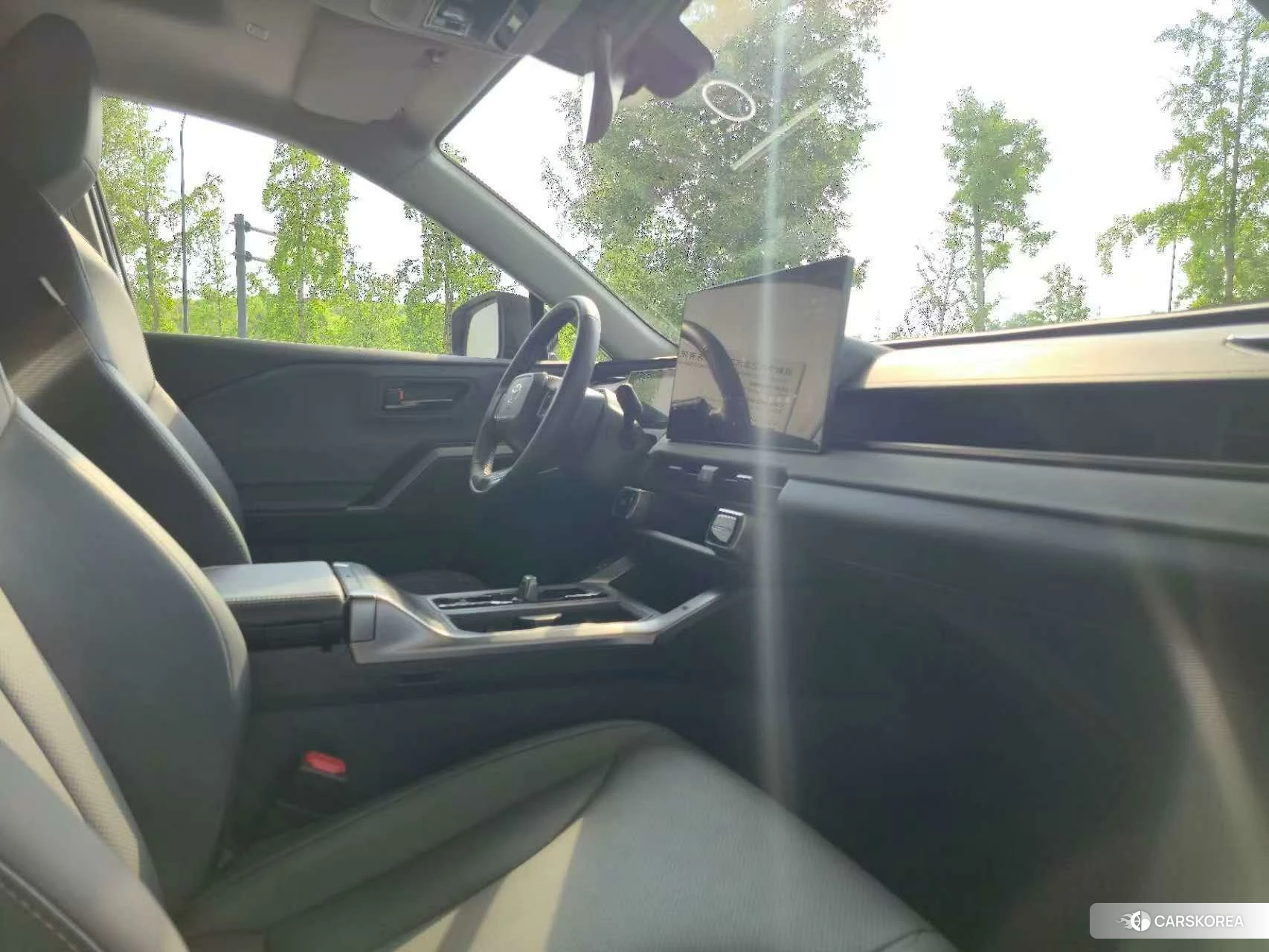 Toyota RAV4 2025 Черный из Китая, фото 4