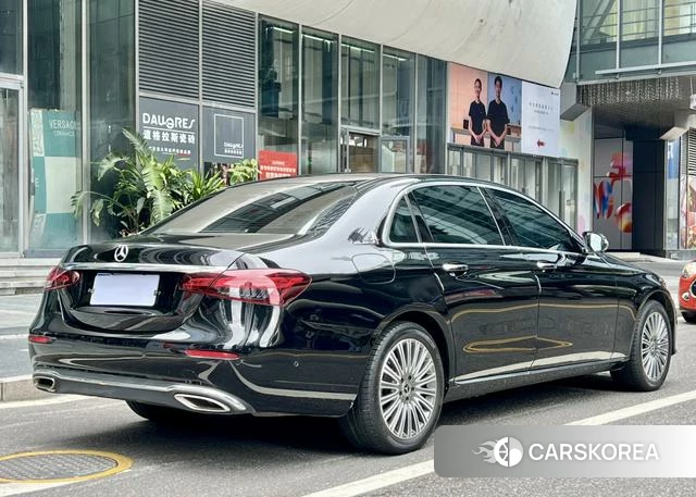 Mercedes-Benz E-Class 2022 Черный из Китая, фото 4