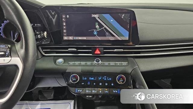 Hyundai Avante Hybrid (CN7) 2022 Белый из Кореи, фото 4