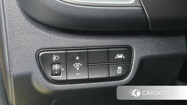 Kia Seltos 2019 Желтый из Кореи, фото 4