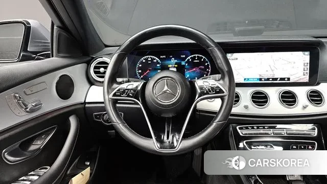 Mercedes-Benz E-Class W213 2020 Серебристо-серый из Кореи, фото 4