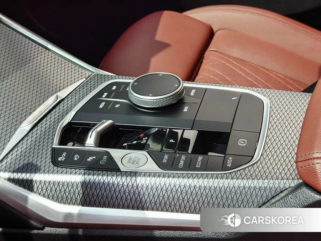 BMW 3 series 2024 Черный из Китая, фото 4