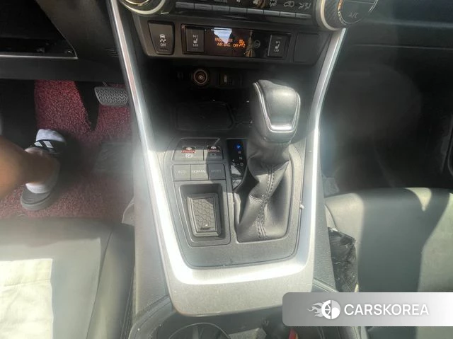 Toyota RAV4 5th Generation 2021 Серый из Кореи, фото 4