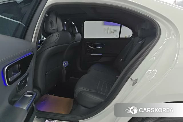 Mercedes-Benz C-class 2023 Белый из Китая, фото 4