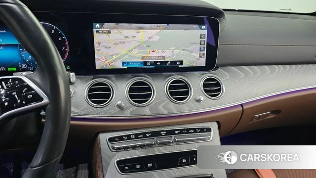 Mercedes-Benz E-Class W213 2022 Черный из Кореи, фото 4