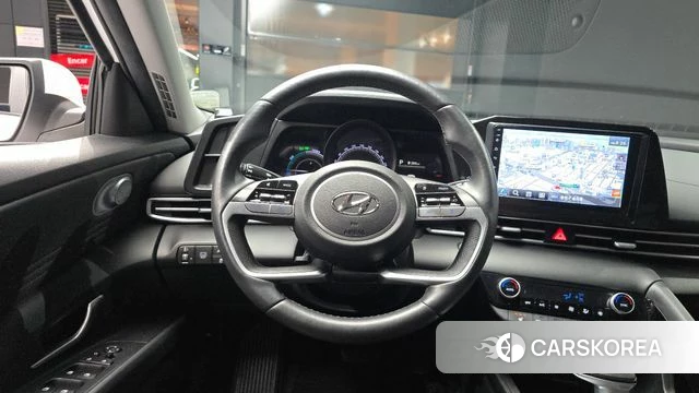 Hyundai Avante Hybrid (CN7) 2023 Белый из Кореи, фото 4