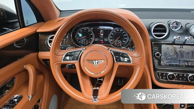 Bentley Bentayga 2018 Черный из Кореи, фото 4