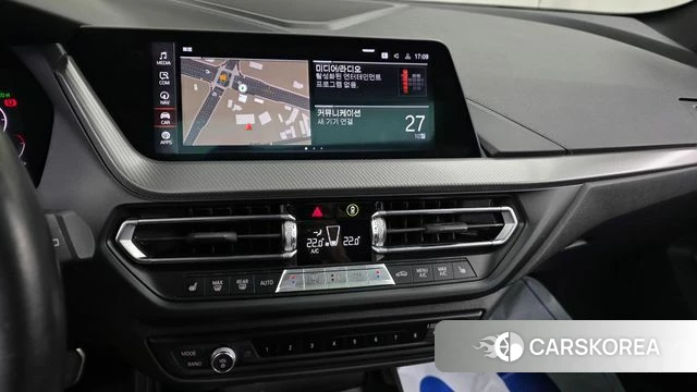 BMW 1 Series (F40) 2022 Черный из Кореи, фото 4