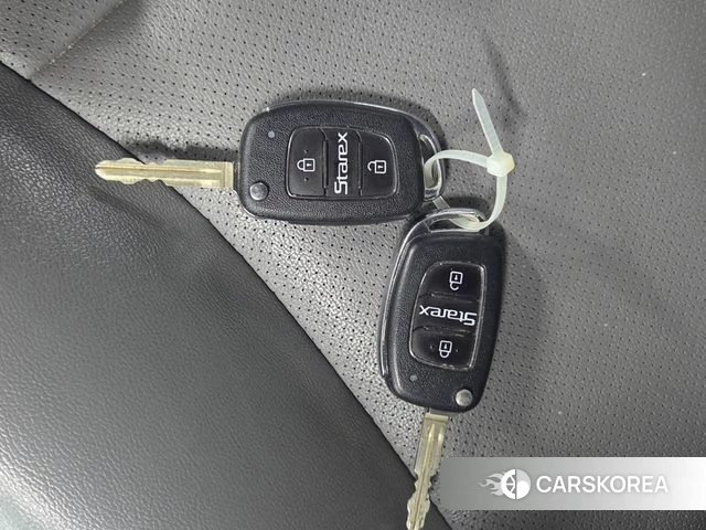 Hyundai The New Grand Starex 2019 Серый из Кореи, фото 4