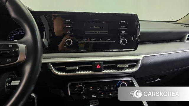 Kia K5 3rd generation 2023 Черный из Кореи, фото 4
