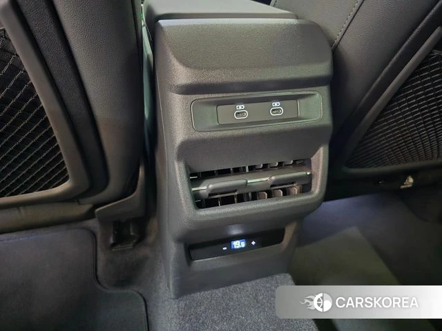 Audi Q3 (FJ) 2026 Серый из Кореи, фото 4