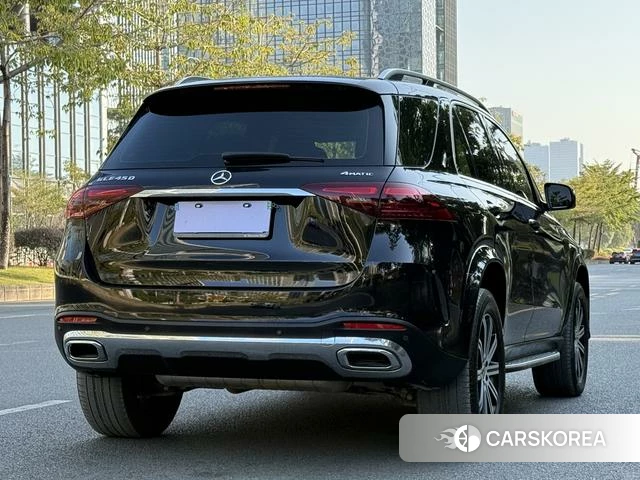 Mercedes-Benz GLE 2024 Черный из Китая, фото 4