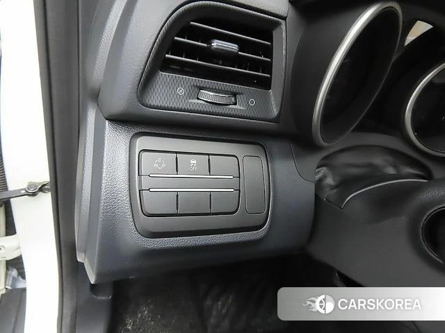 Ssangyong Tivoli Air 2018 Белый из Кореи, фото 4