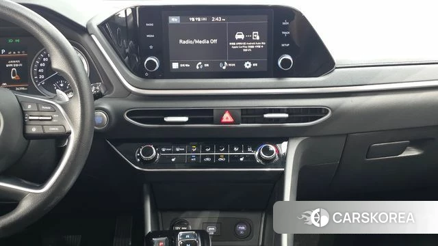 Hyundai Sonata (DN8) 2021 Серебристо-серый из Кореи, фото 4